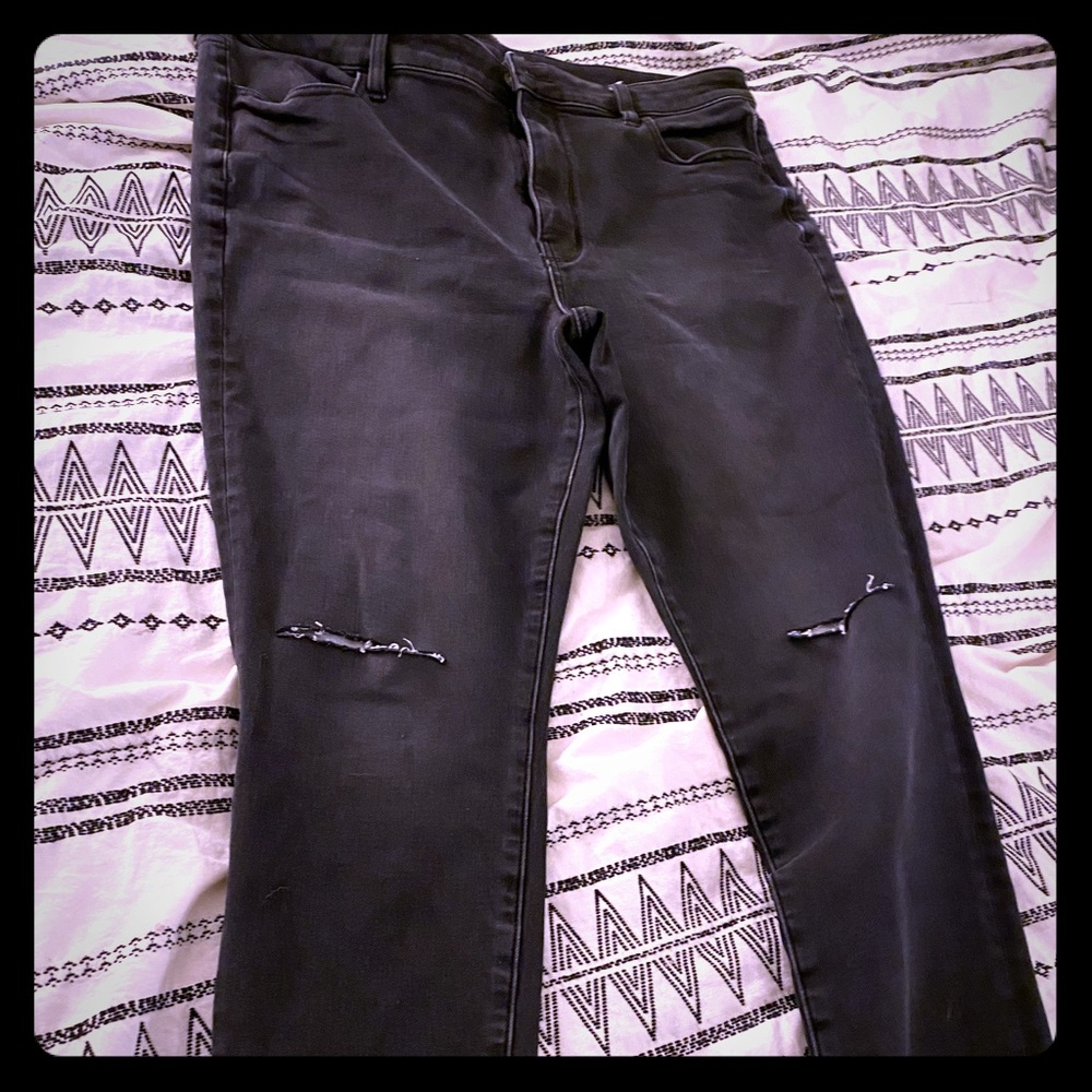 Off Black distressed knee jeans/jeggings